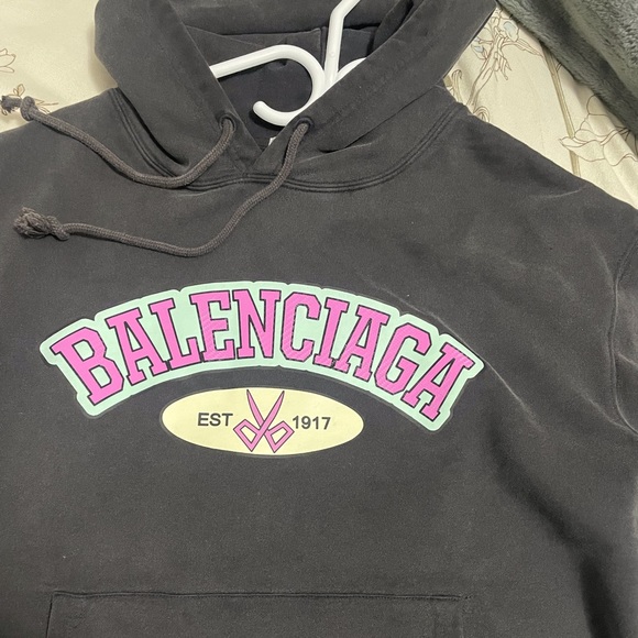 Balenciaga hoodie - Picture 2 of 4